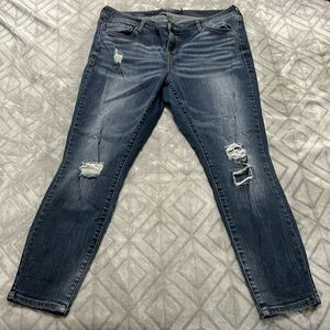 Torrid Premium Ultra Skinny Distressed Jeans size 18R